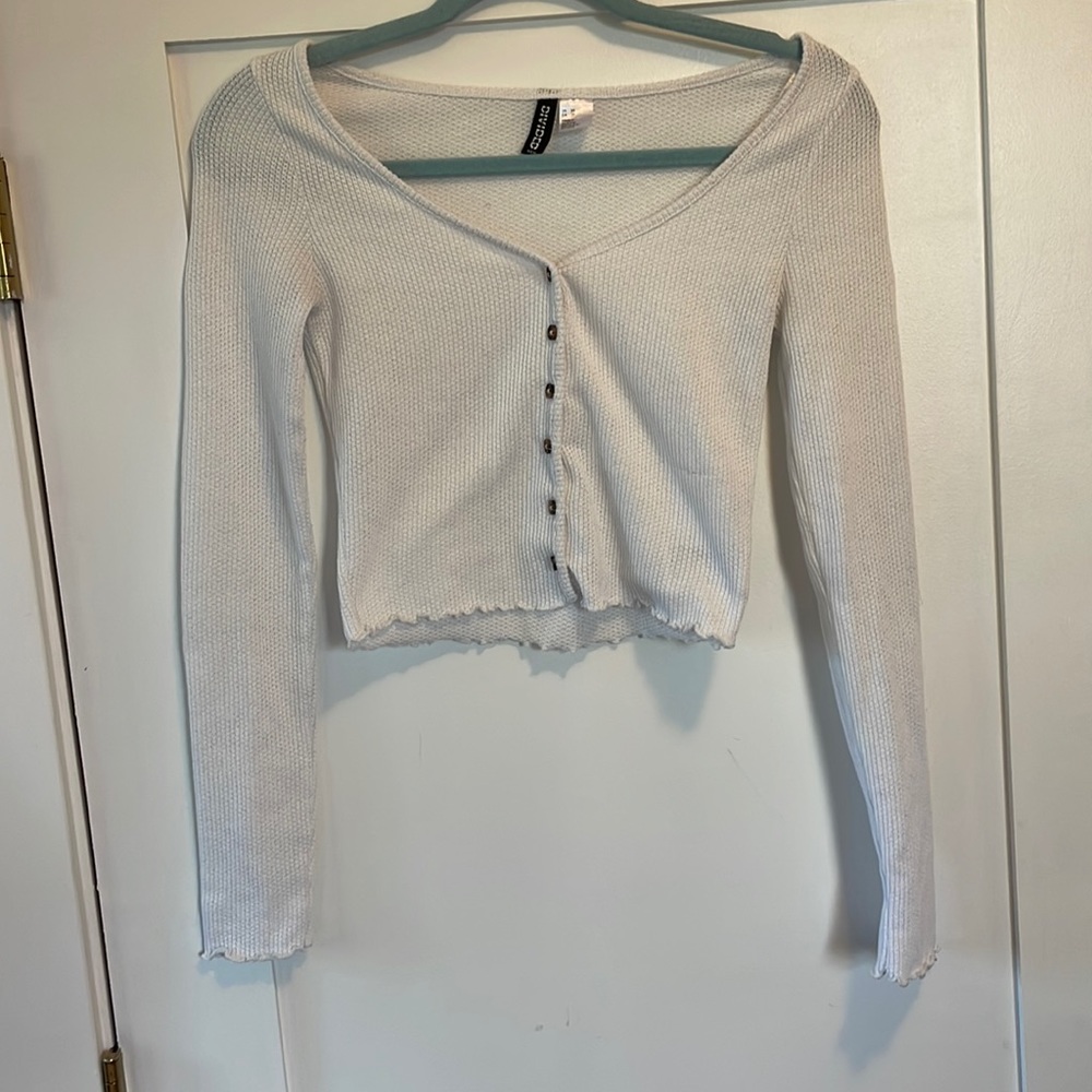 White Button-Up Long-Sleeve Shirt